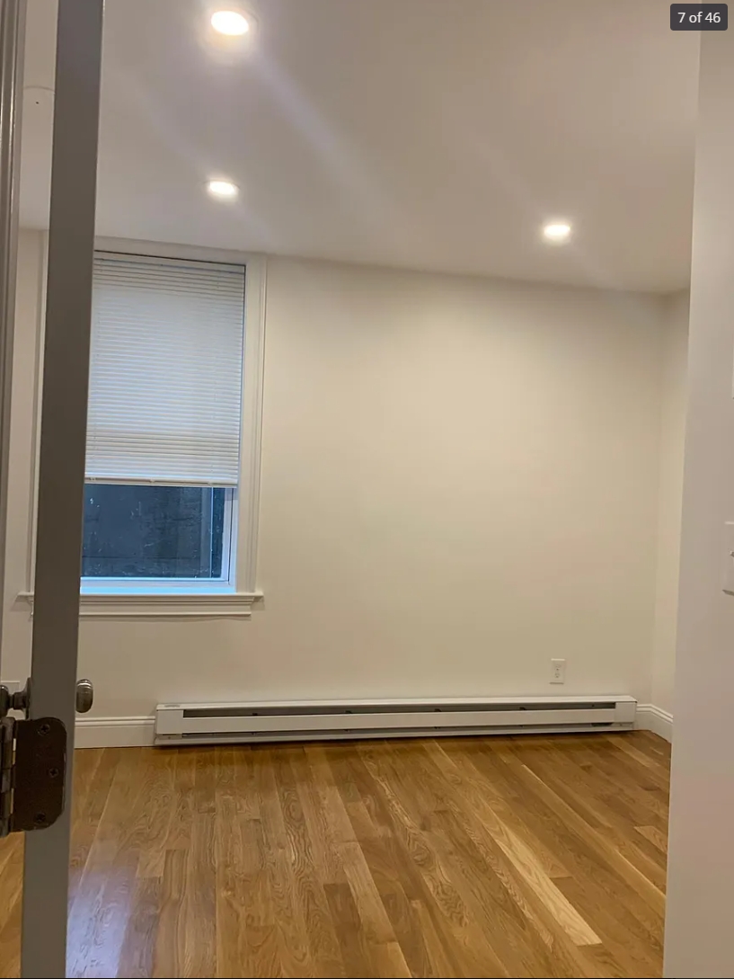 92 West Cedar St, Beacon Hill