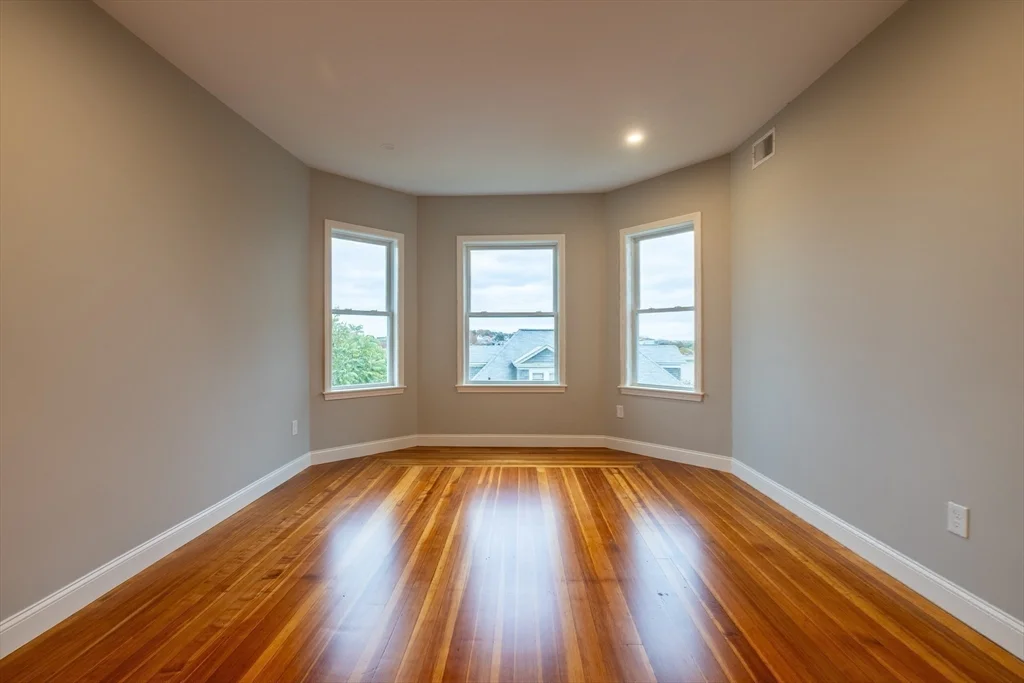 19 Sawyer, Dorchester