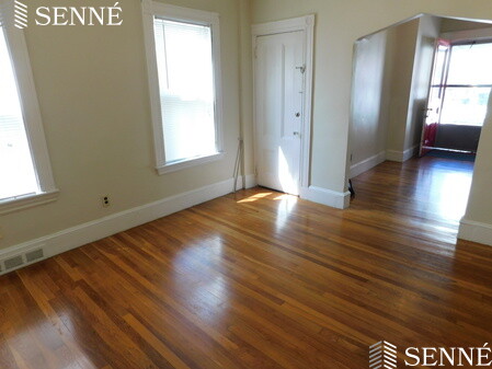 14 Adams St, Watertown