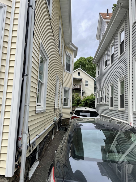 37 Brook St, Brookline Village