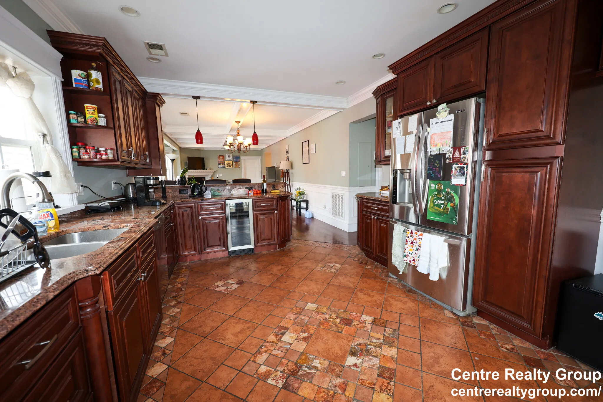 127 Nonantum St, Oak Square