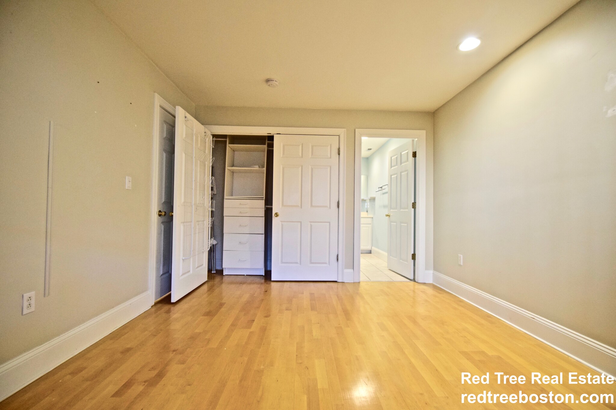 1306 Columbia Rd, South Boston