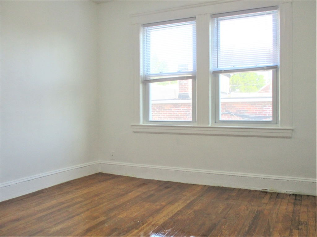 103 Faxon St, Nonantum