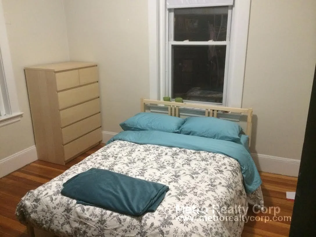 1384 Commonwealth Ave, Allston