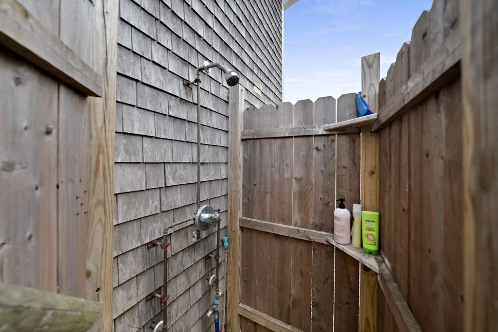 8 Water St, Marshfield