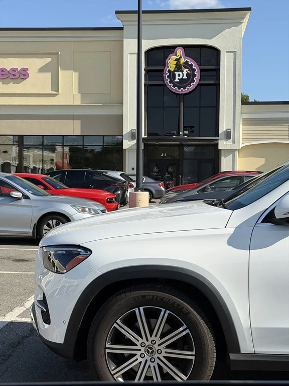 70 Shrewsbury Green Dr, Shrewsbury