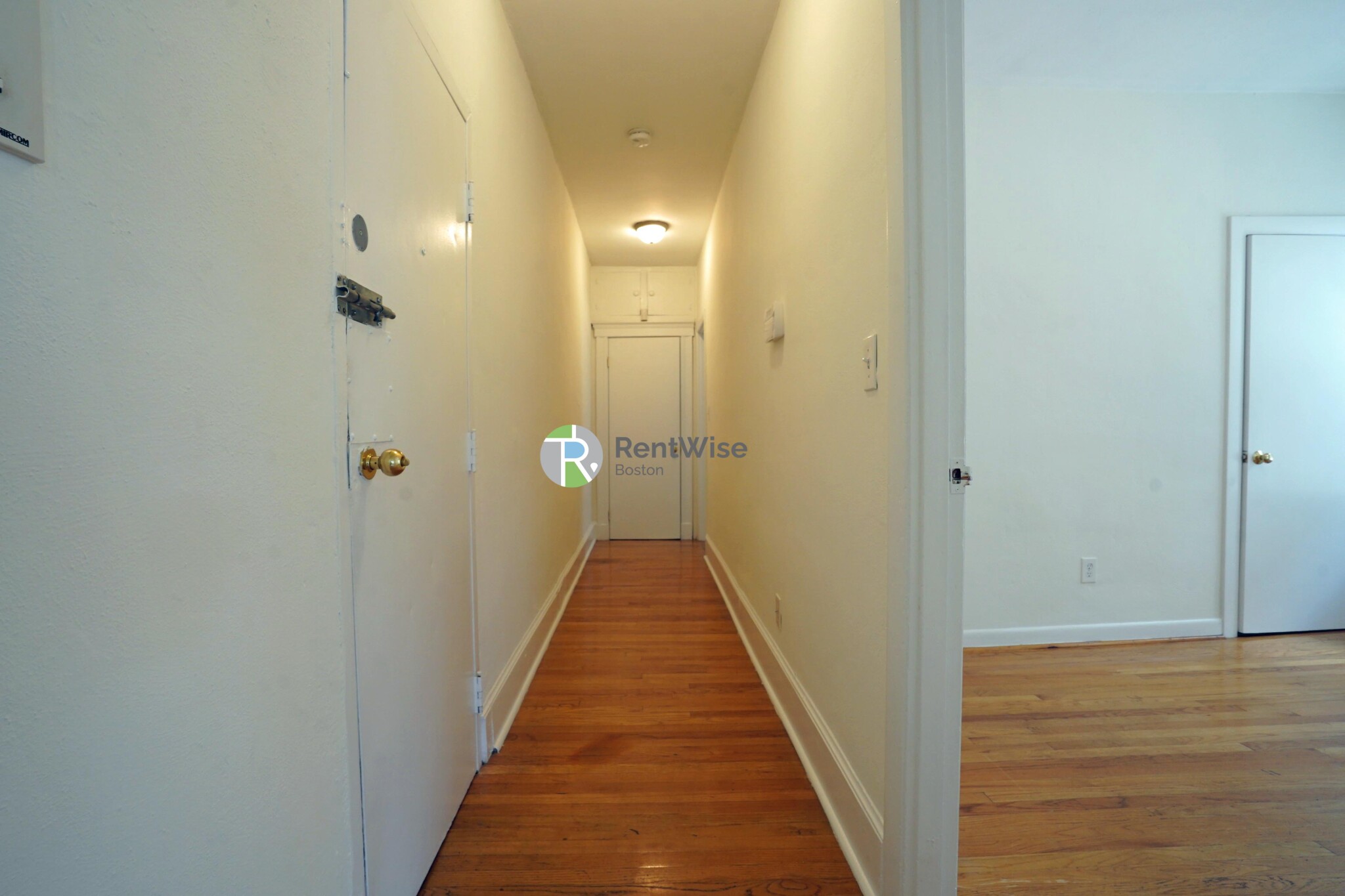 1322 Commonwealth Ave, Brighton