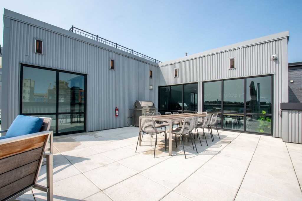 45 W Third St, South Boston