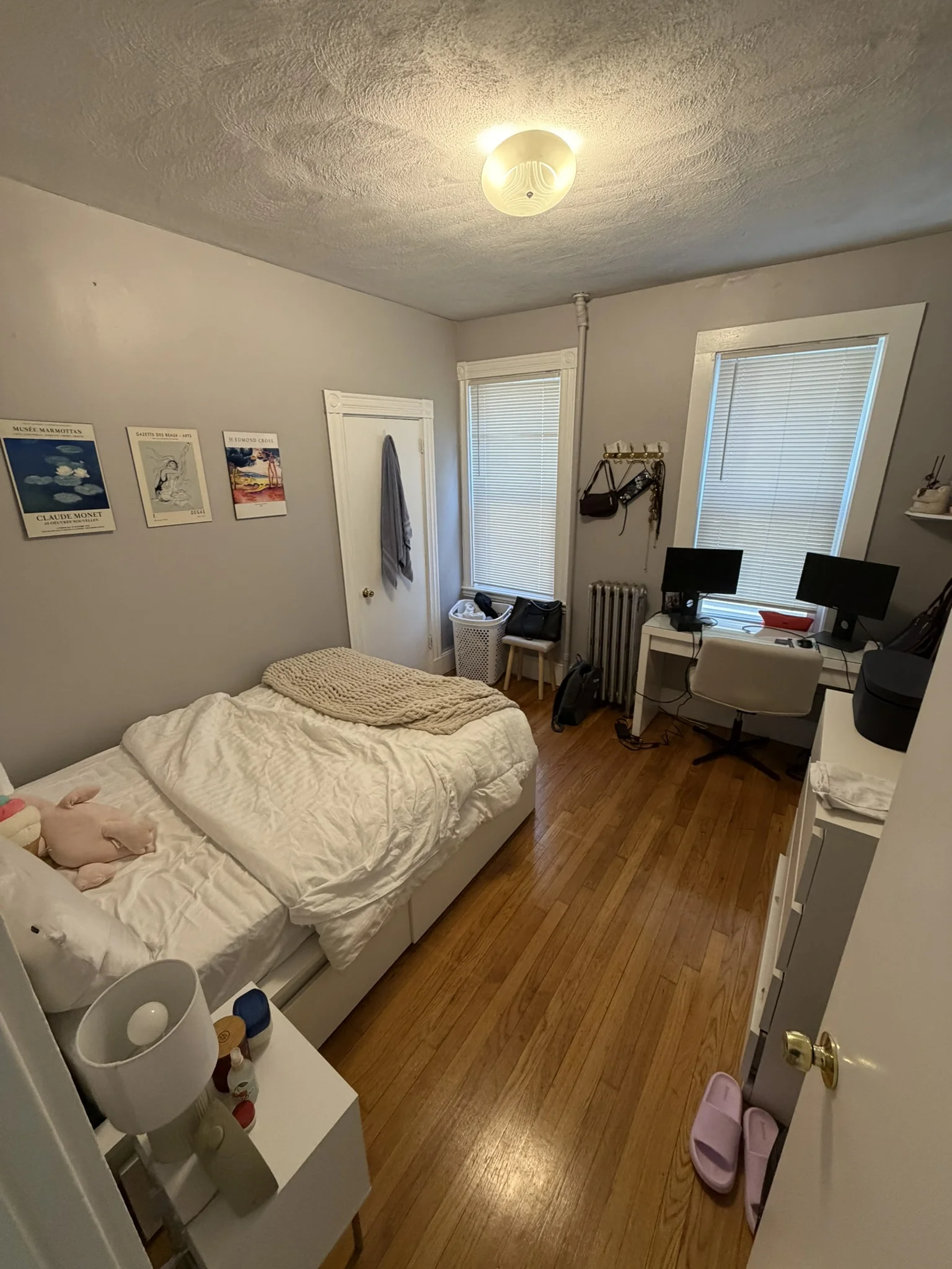 121 Hillside St, Mission Hill