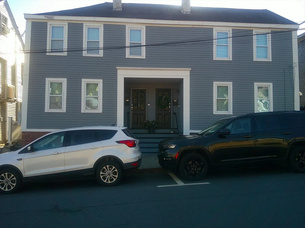 7 Summer St, Newburyport