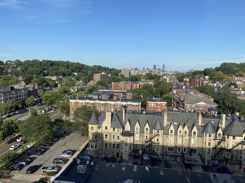 1731 Beacon St, Brookline