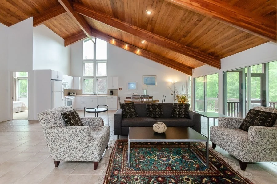 3 Nonquitt Ave, Nonquitt