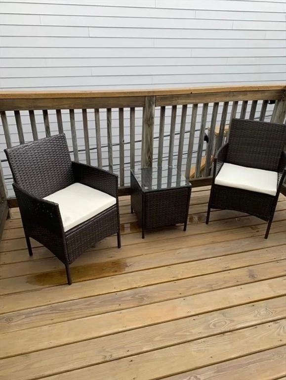 122 D St, South Boston