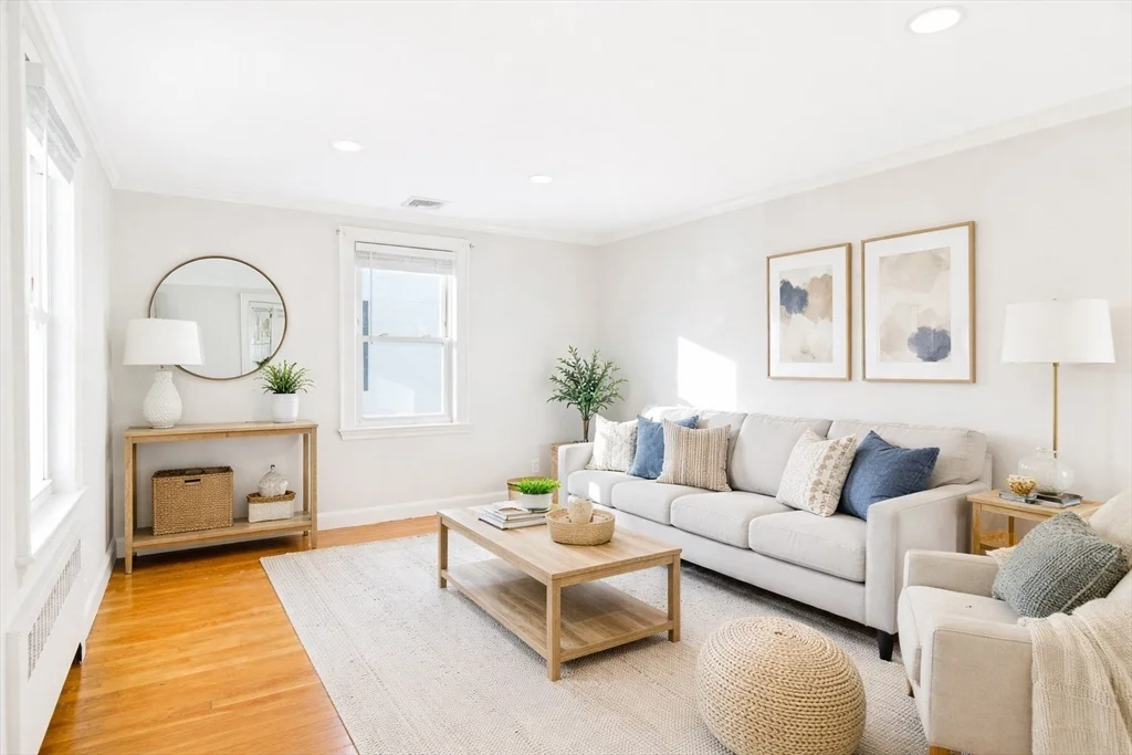 126 Washington Ave, Waltham