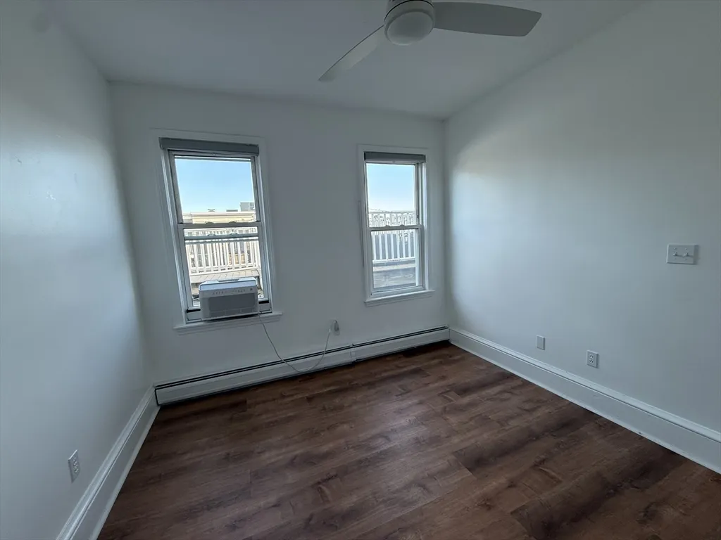 1518 Columbia Rd, South Boston