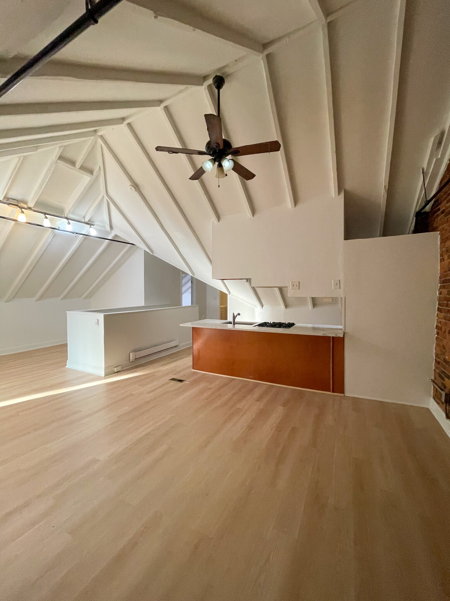 402 Neponset Ave, Dorchester