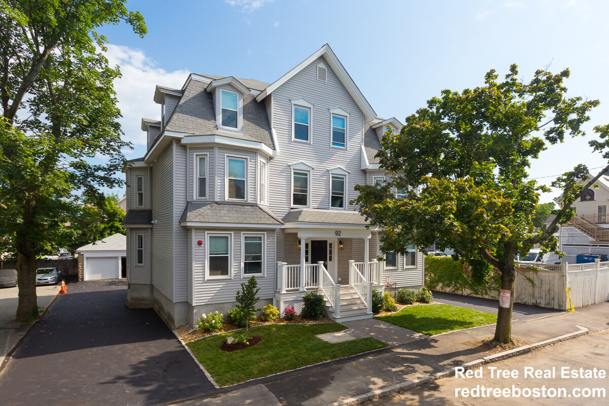 92 Brown St, South Side