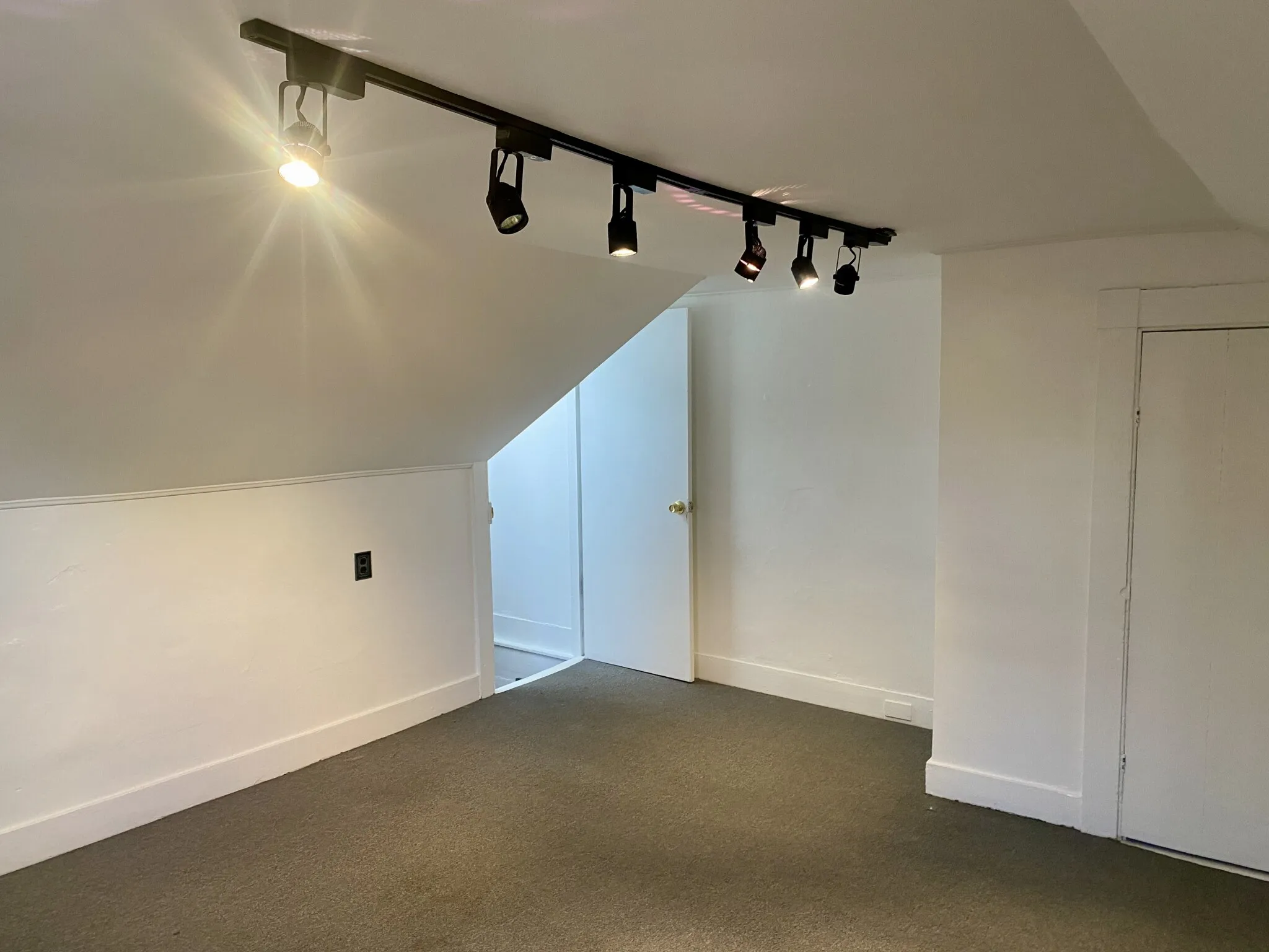 18 Tremont St, The Port