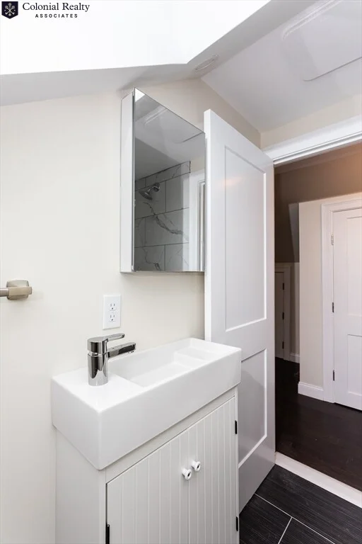 478 Fulton St, Medford