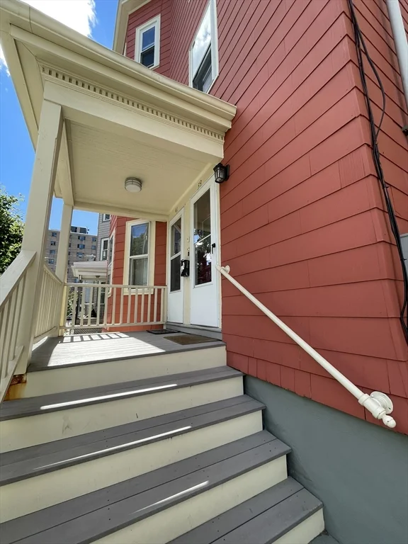 39 Calvin St, Ward Two