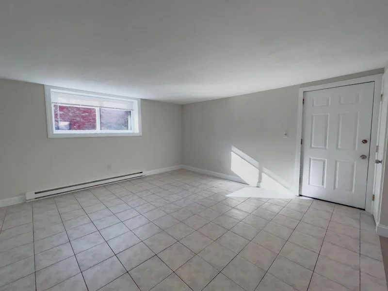 592 American Legion Highway, Roslindale