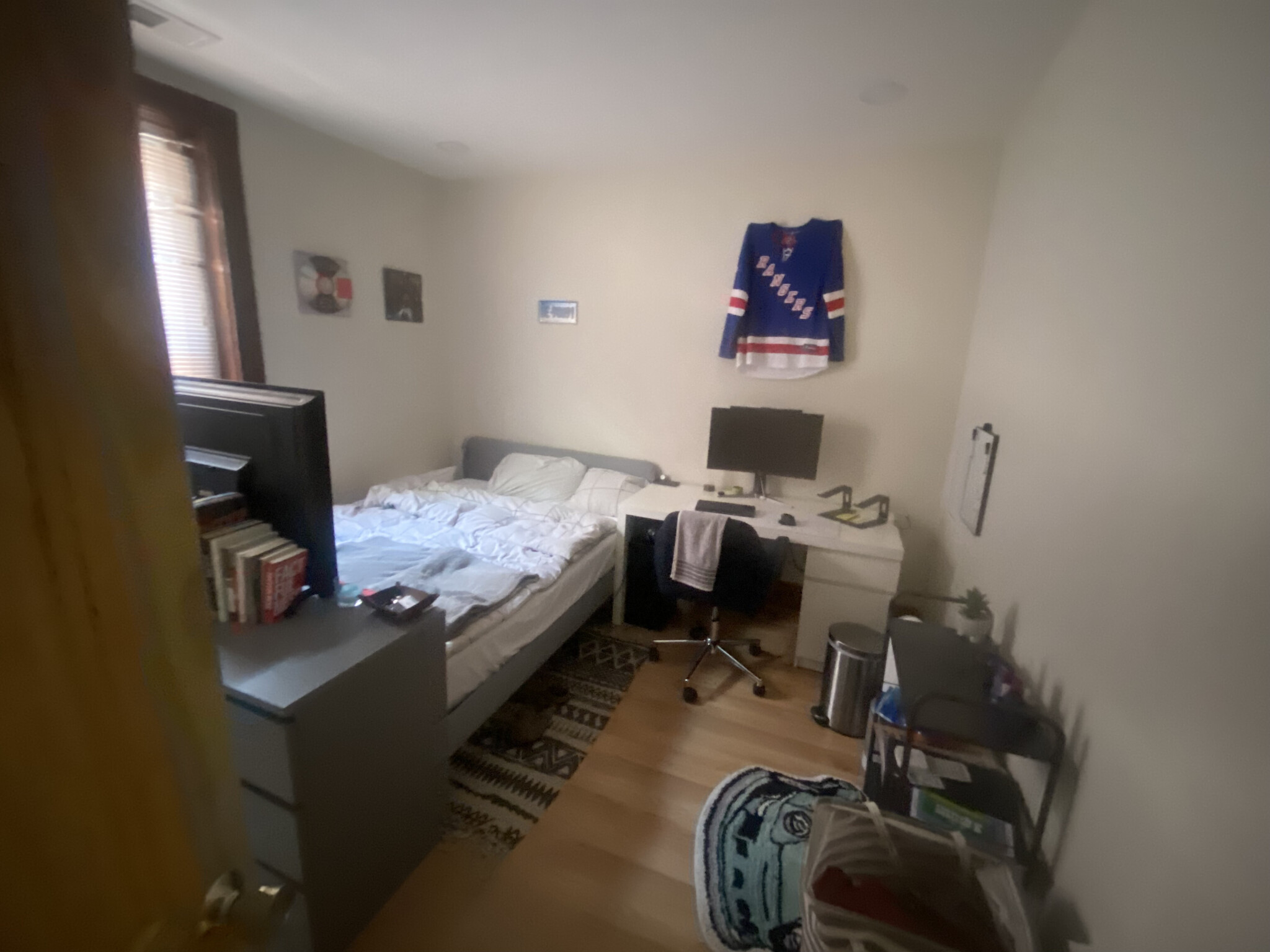 129 Cedar St, Roxbury