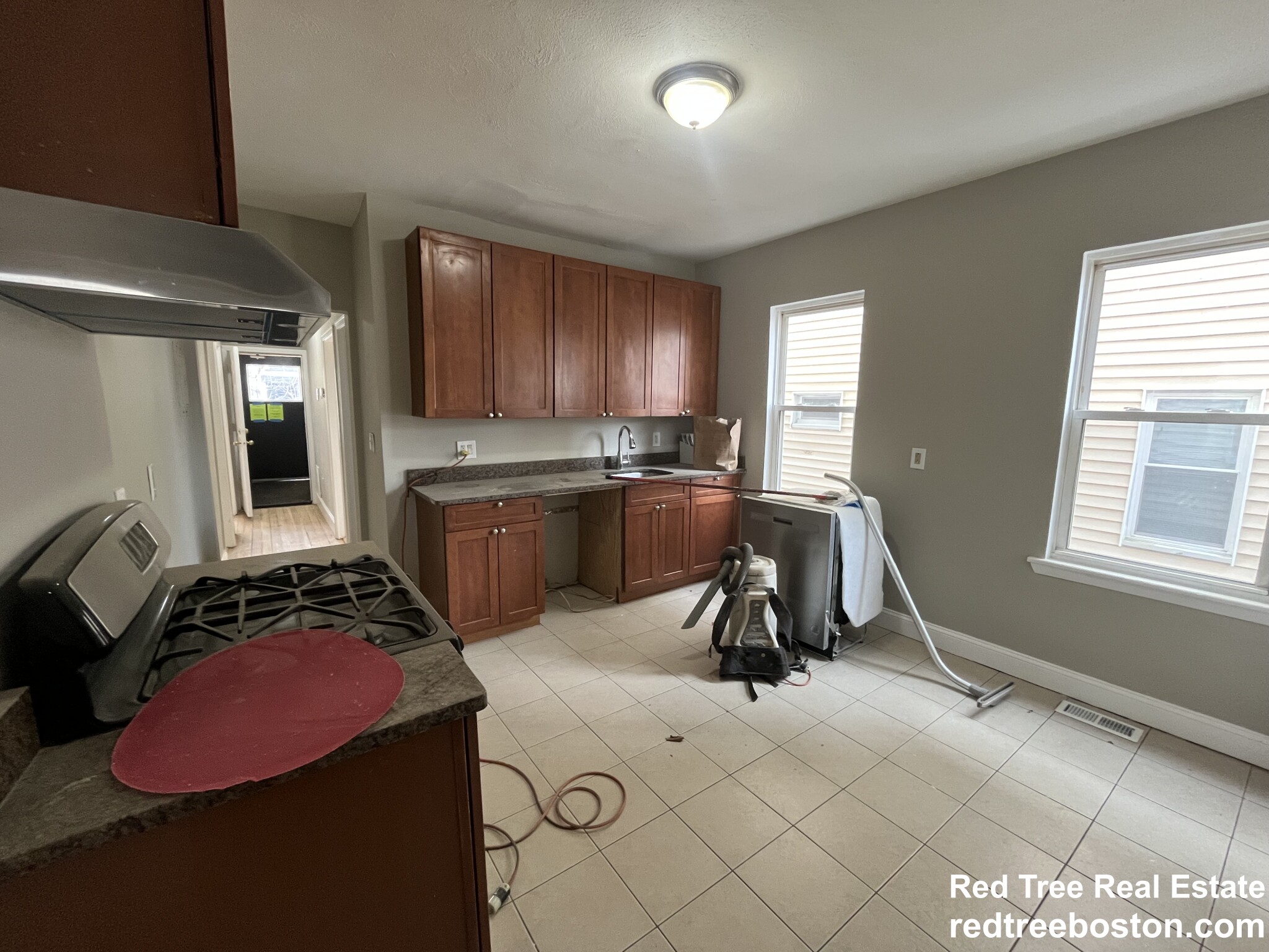 33 Dunlap St, Dorchester