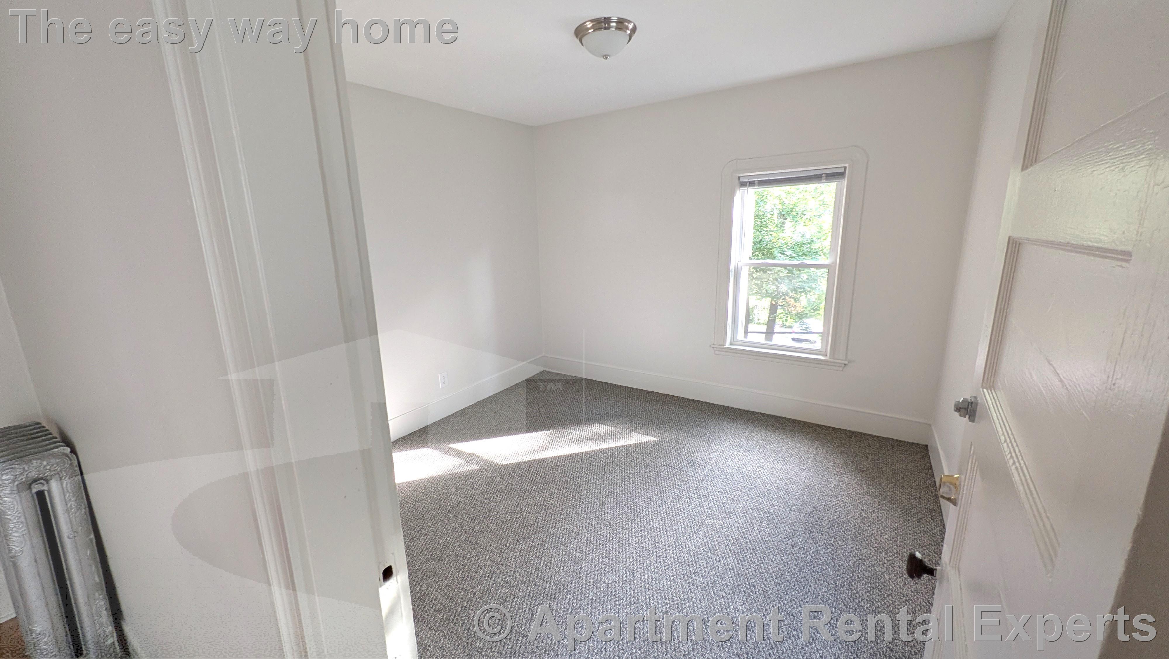 294 Boston Ave, Tufts