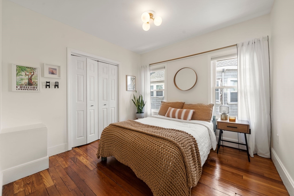 62 Park Ave, Winthrop