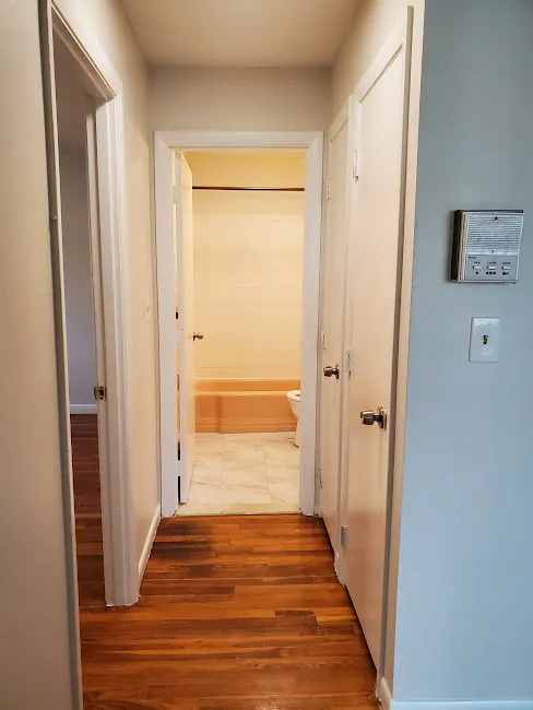 580 Cummins Hwy, Mattapan