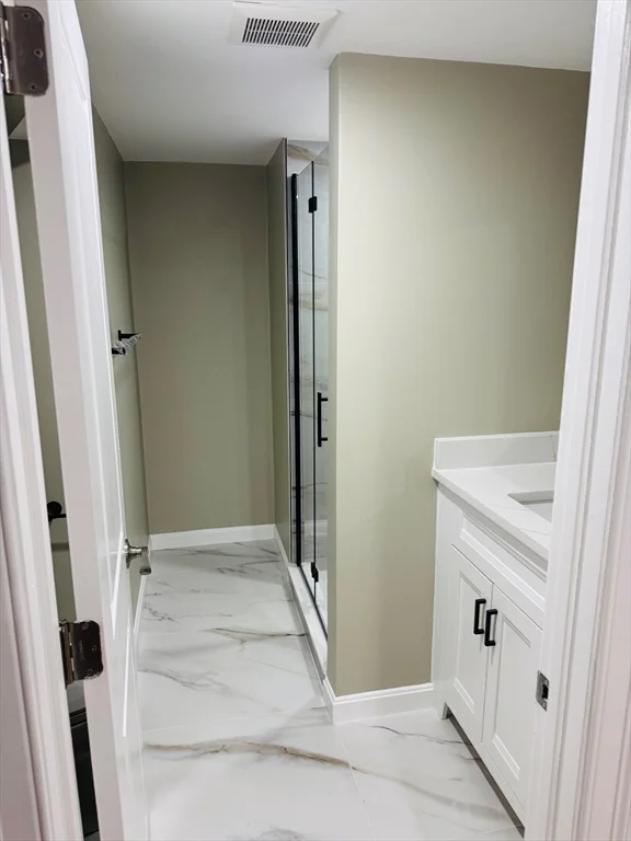 12 Emerald St, Medford