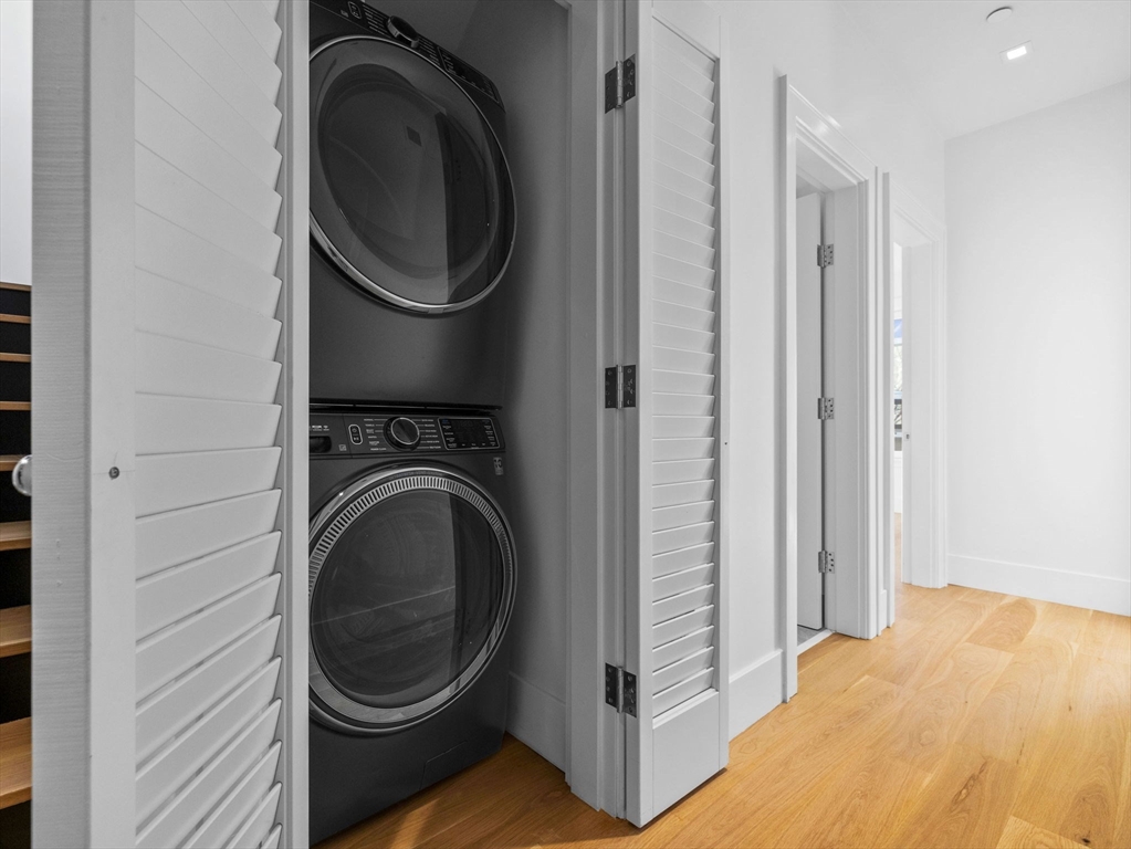 12 Deer St, Dorchester