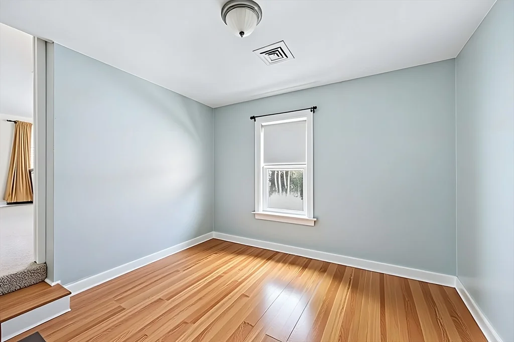 268 Wood St, Hopkinton