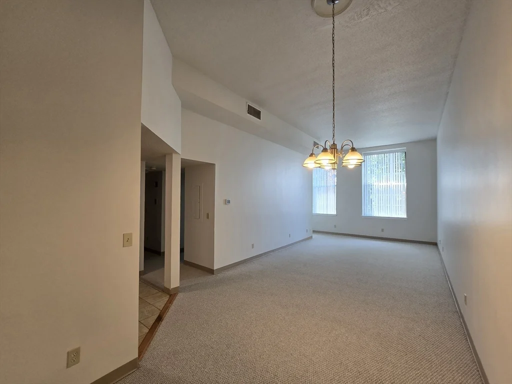 130 Beach St, Quincy