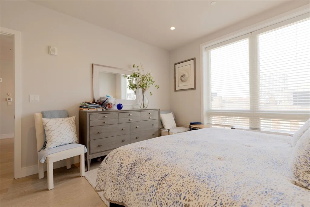 50 Symphony Rd, Fenway