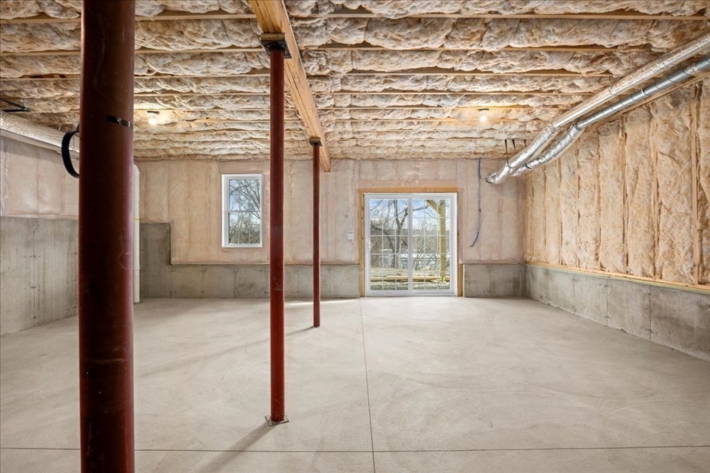 77 Upland St, Worcester