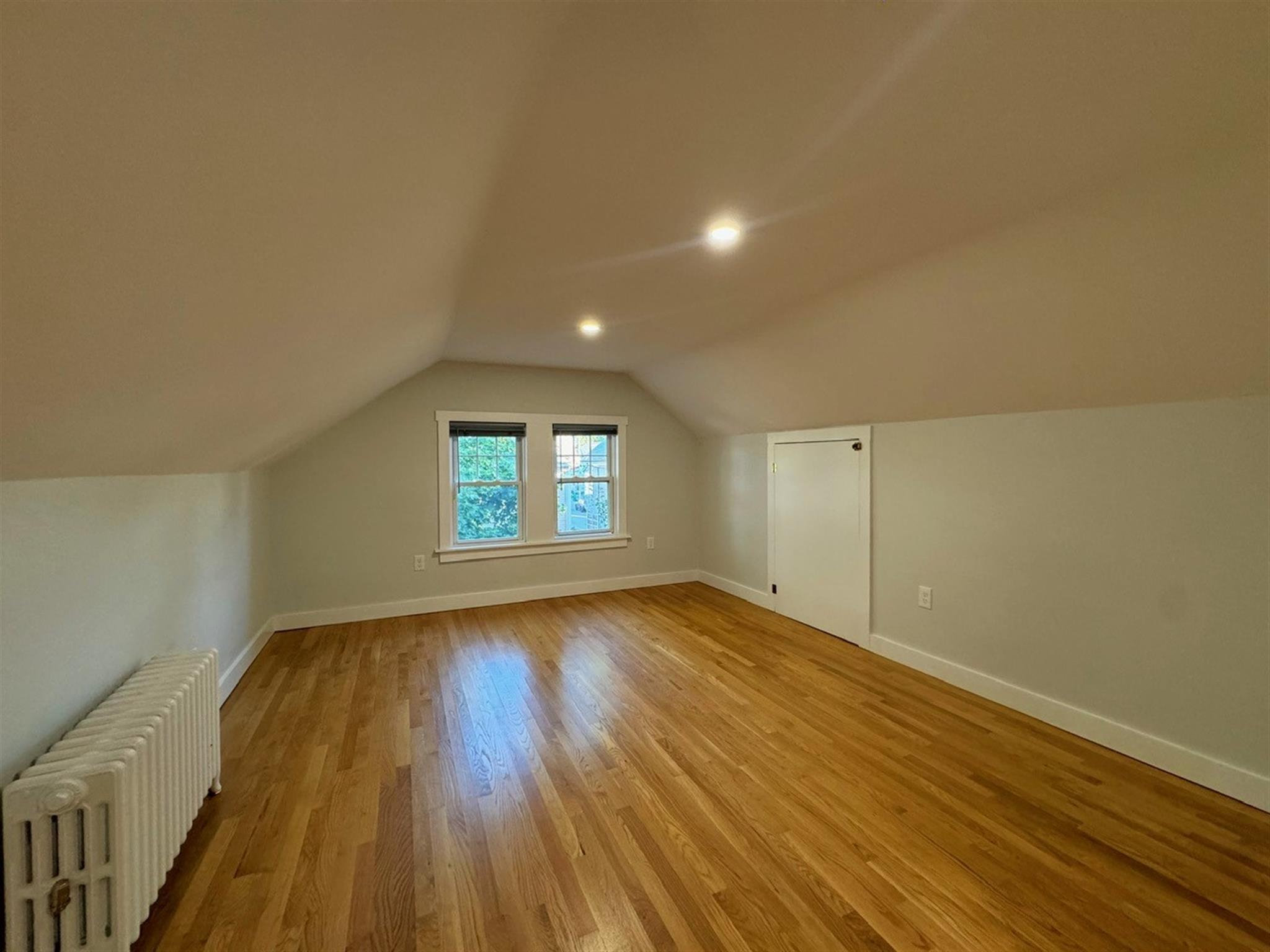 22 Harris Rd, Medford