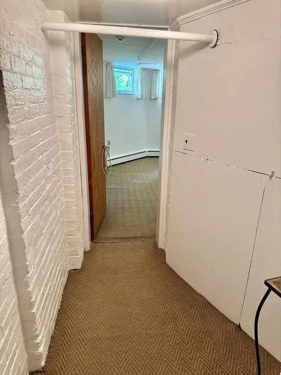 12 Humboldt St, Neighborhood Nine