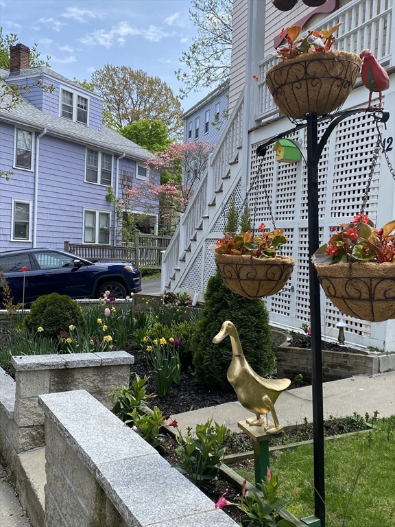 16 Eliot Crescent, Brookline