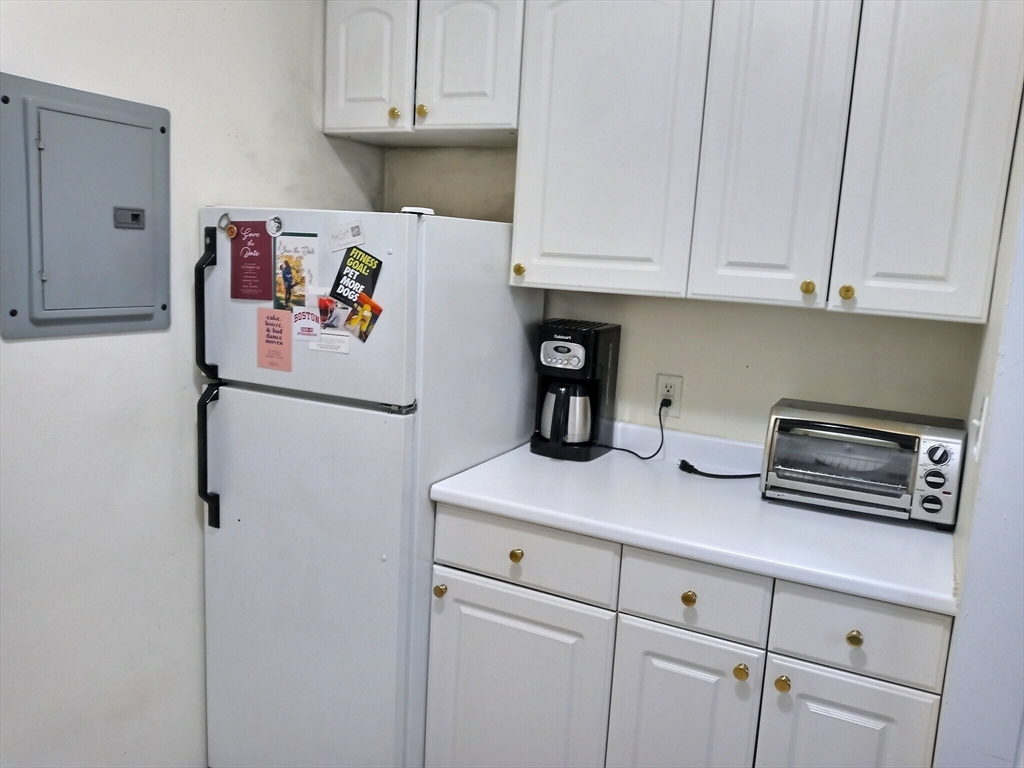 1382 Beacon, Coolidge Corner