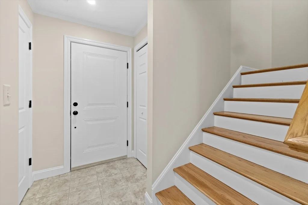 57 Dedham Ave, Needham