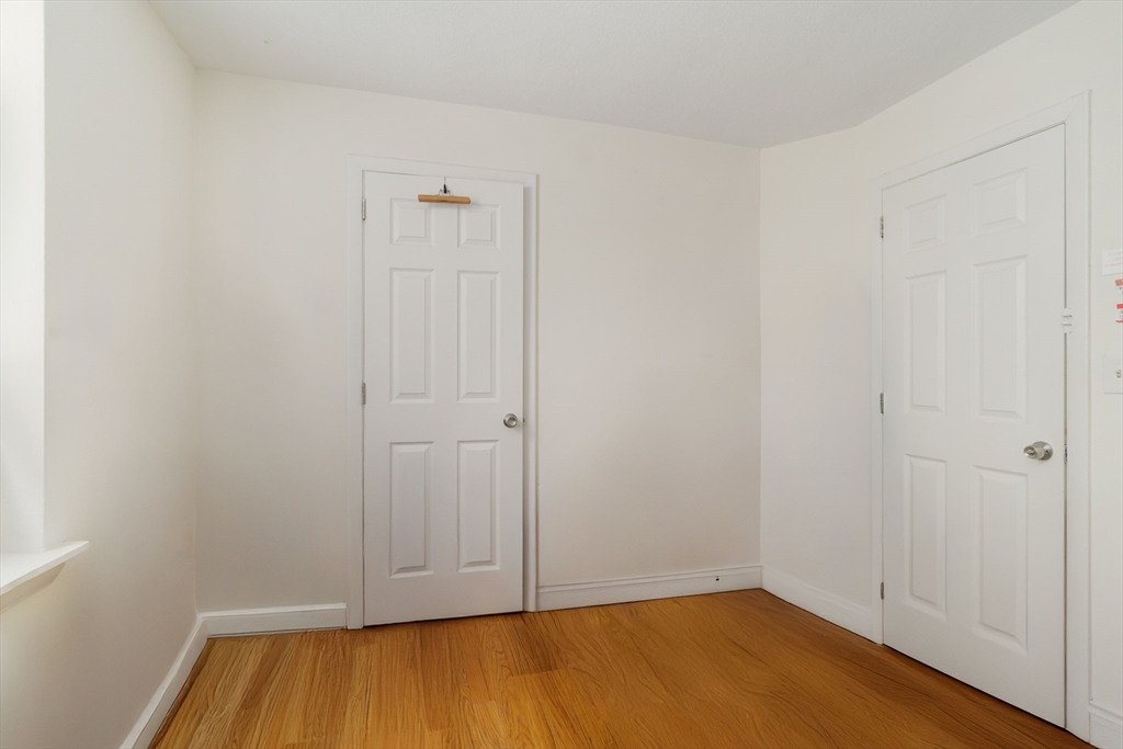 5 N Margin St, North End