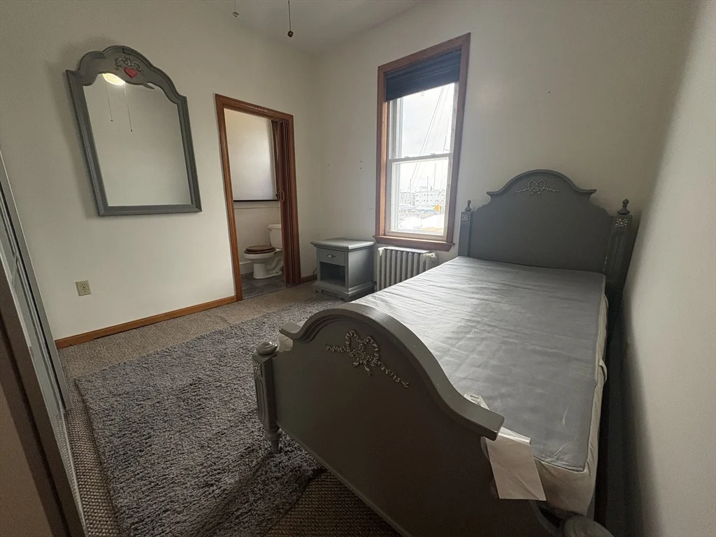 573 Shirley St, Winthrop