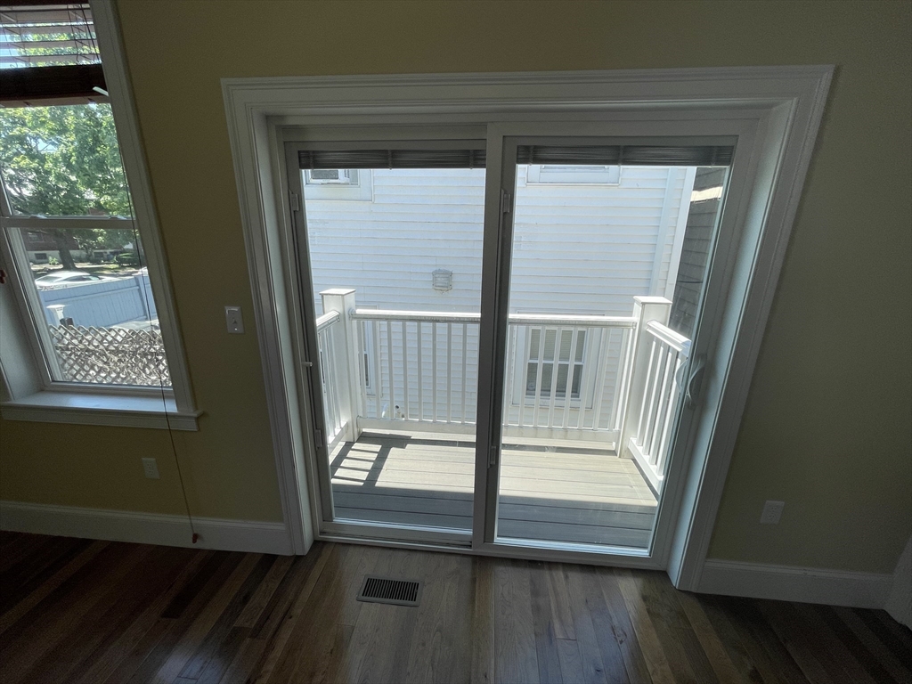 7 Wendell Pl, South Boston