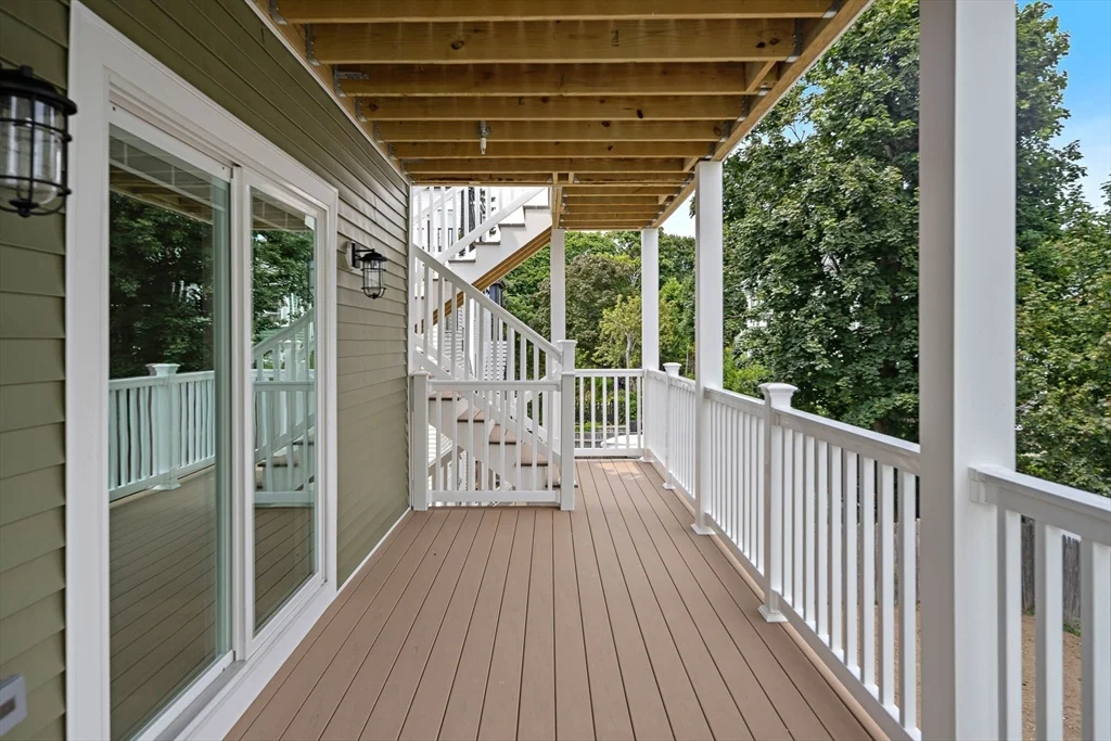 206 Byron St, East Boston