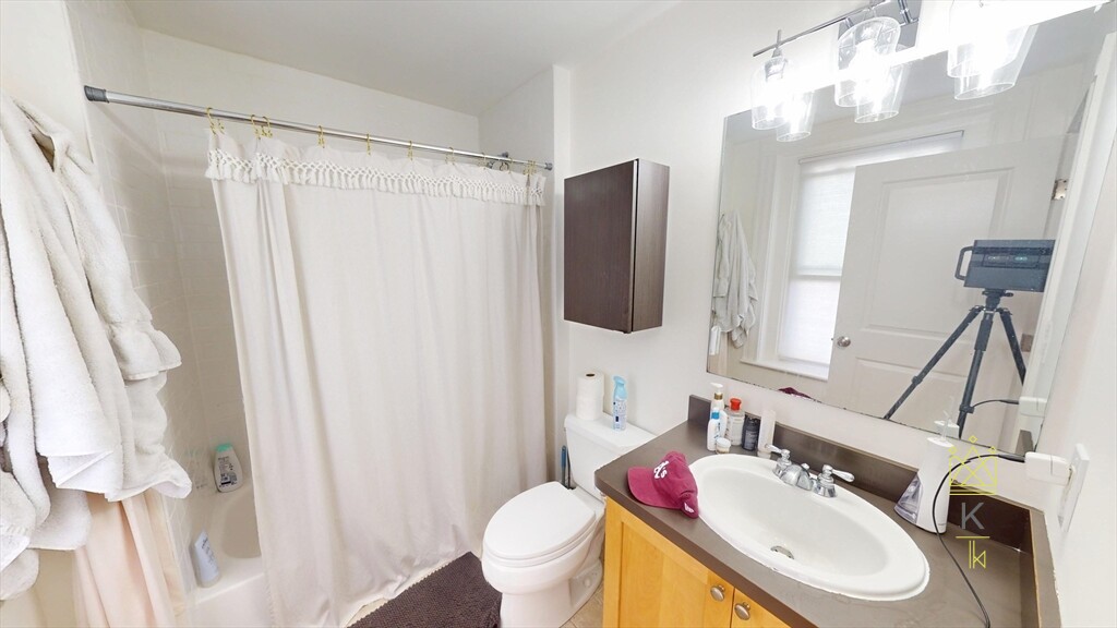 5 Davis Ave, Emerson Gardens