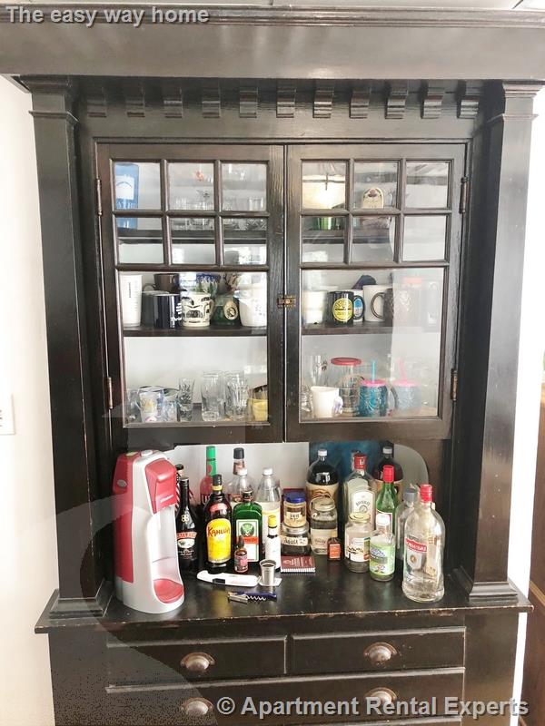 939 Broadway, Davis Square