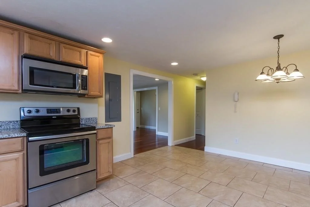 36 Willowdale Rd, Groton