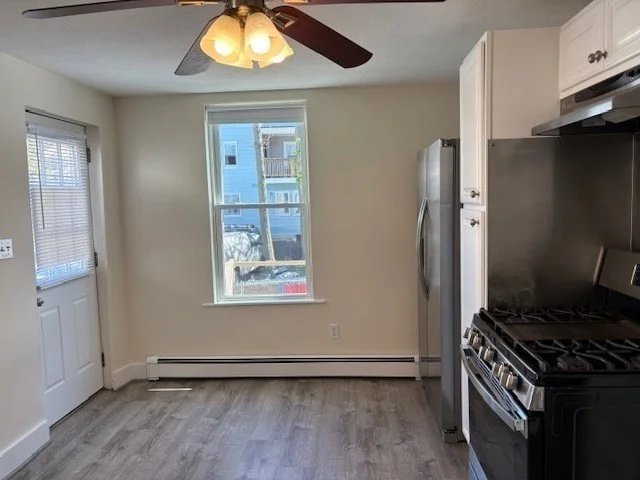 28 Lewis St, Everett