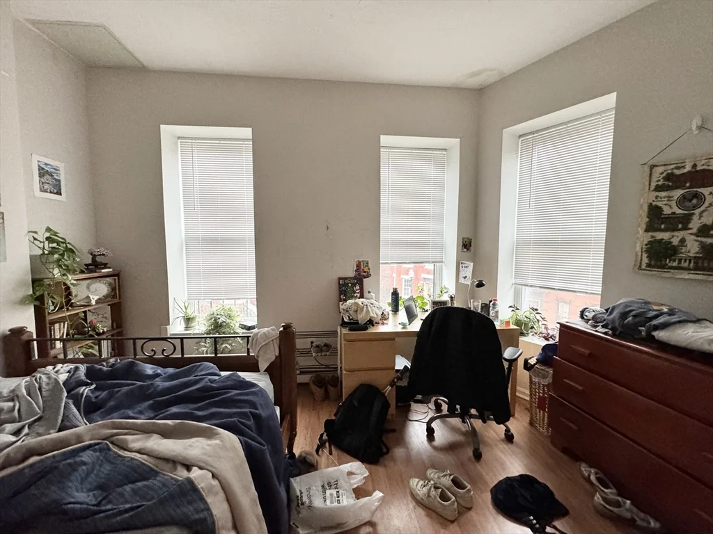 96 Hammond St, South End